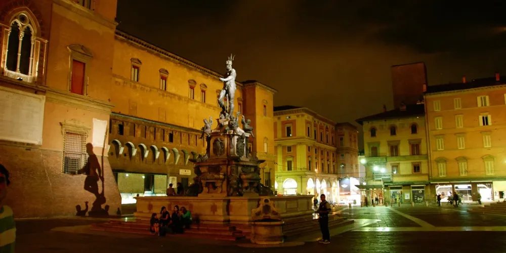 Bologna di Notte