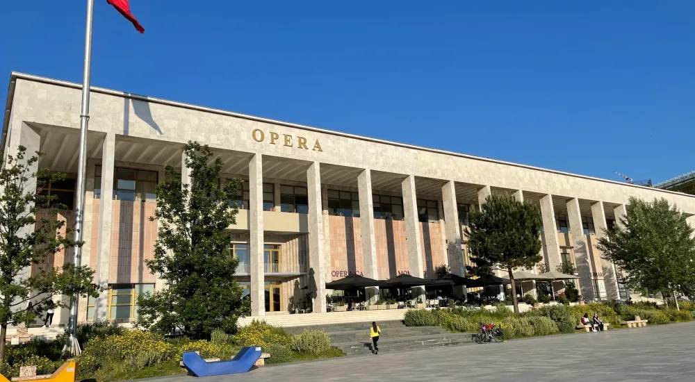 Recorrido a Pie Gratuito de Tirana