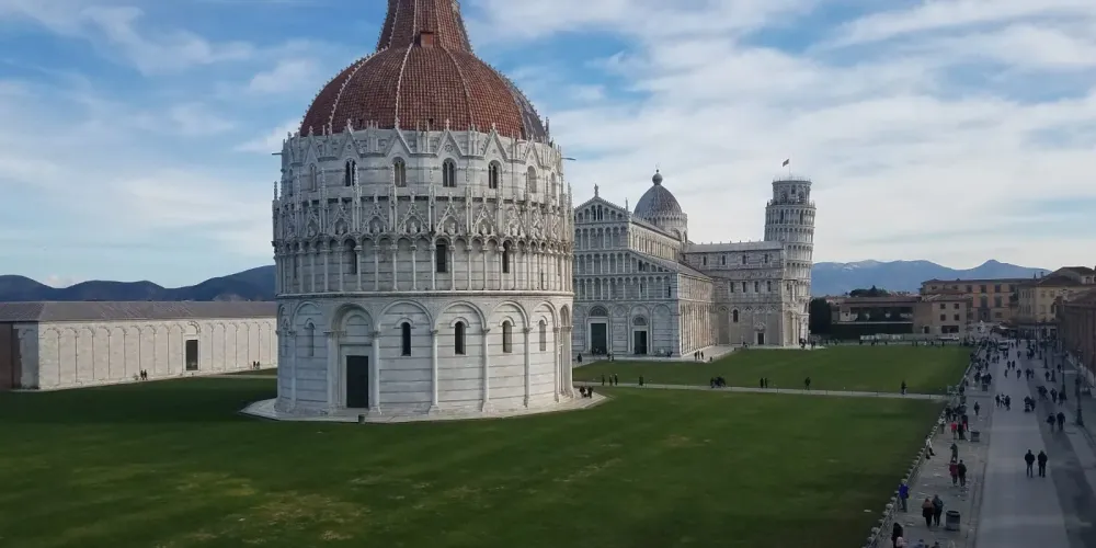 Dentro il Miracolo di Pisa